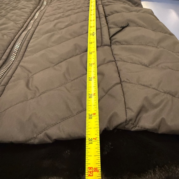 The North Face Mossbud Insulated Reversible Parka, Black, Size L - Picture 12 of 12